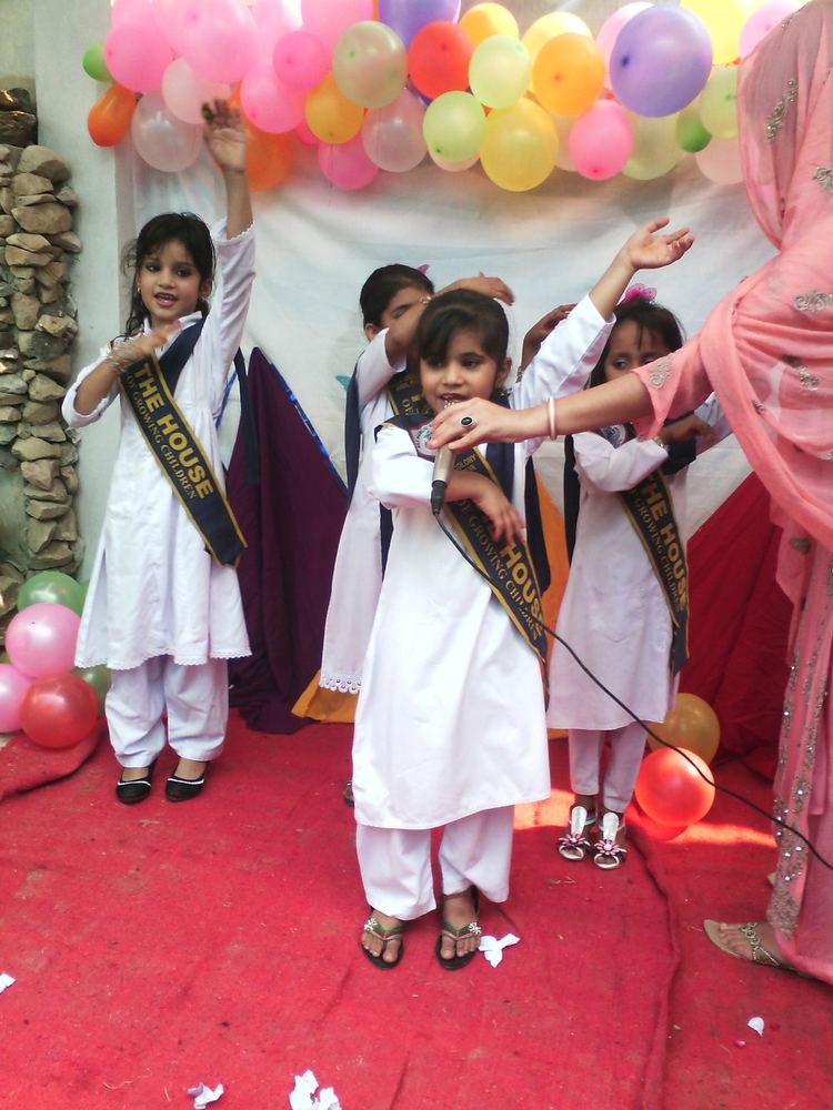 Sports gala activity at Nazriya School System 18