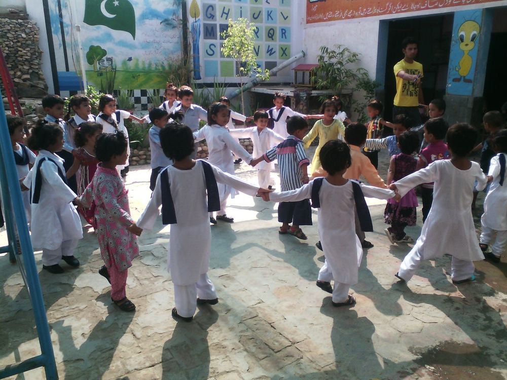 Sports gala activity at Nazriya School System 42