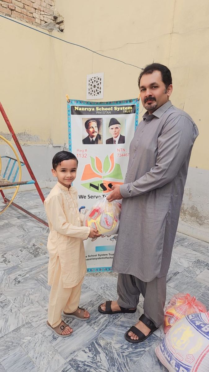 Disaster relief donation distribution by Nazriya School System 44